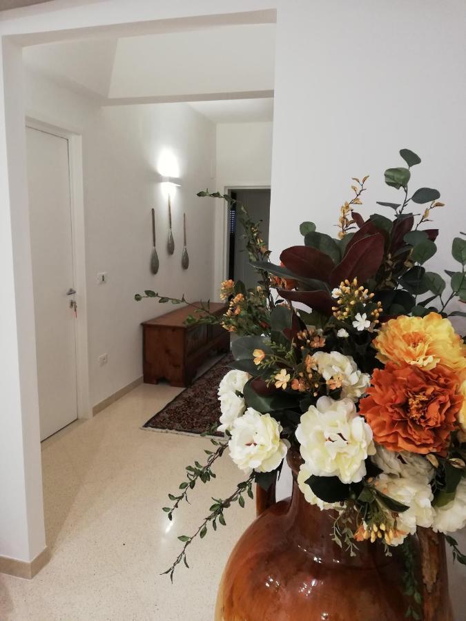 Ostuni Crispi House Hotel Ngoại thất bức ảnh
